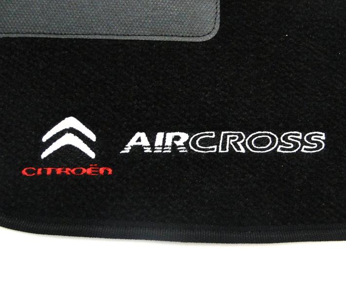 Imagem de Tapete Aircross Carpete com a Base Pinada