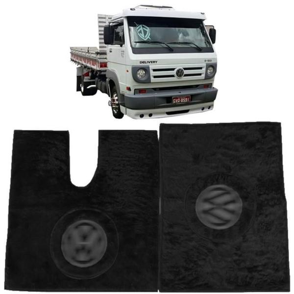 Imagem de Tapete Chinil Forrado Emblema Para Vw Delivery Preto