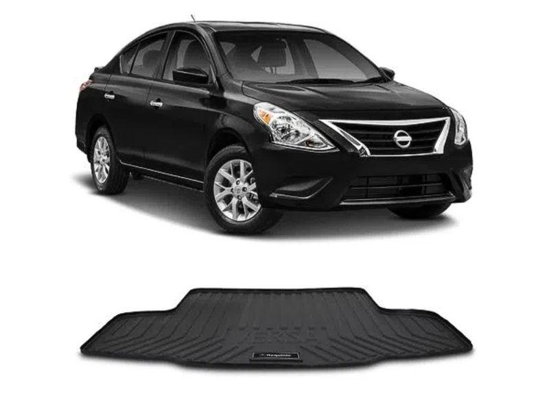 Imagem de Tapete de Porta Malas Tipo Bandeja do Nissan Versa 2021 2022 Pvc Preto Impermeável com Bordas de Segurança