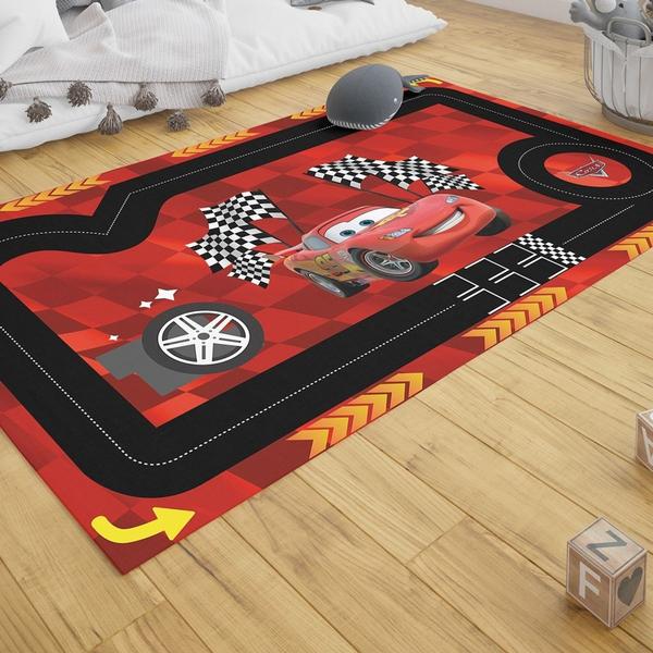 Imagem de Tapete pista para brincar de carrinho Relâmpago Mcqueen 100x170cm