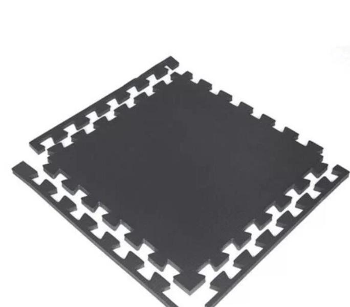 Tatame eva 4 tapetes 20mm Preto 100x100yoga, academia, treino - Tatames kids Imagem de Tatame eva 4 tapetes 20mm Preto 100x100yoga, academia, treino
