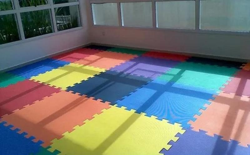 Tatame eva tapete colorido 9placas com bordas 50x50 10mm - TATAMES KIDS Imagem de Tatame eva tapete colorido 9placas com bordas 50x50 10mm