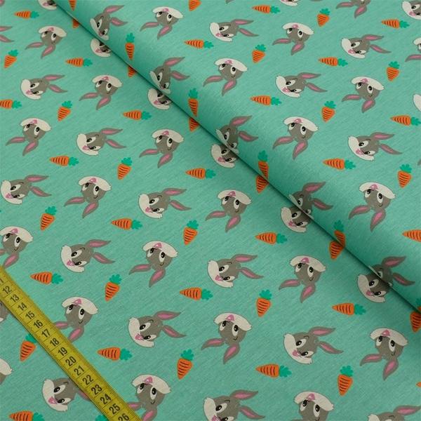 Imagem de Tecido Estampado para Patchwork - Warner Bros: Looney Tunes Baby Pernalonga Fundo Verde (0,50x1,40)