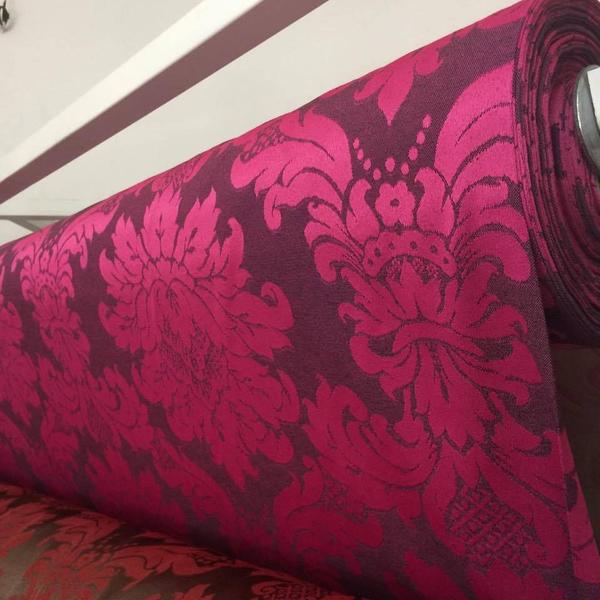 Imagem de Tecido Jacquard Pink com Preto Medalhão 2.80m de Largura