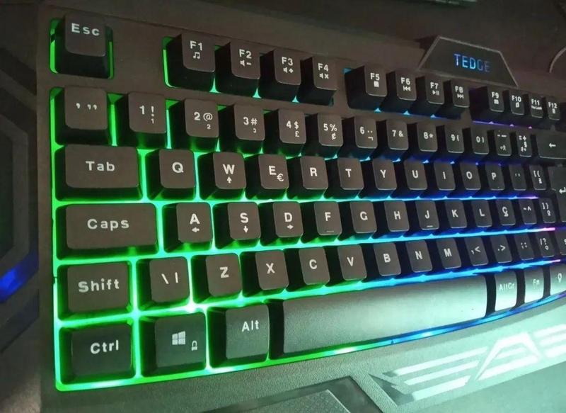 Imagem de Teclado Gamer Anti-ghosting E Iluminação Led Rainbow - Tedge