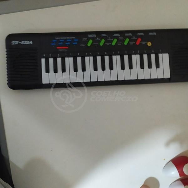 Imagem de Teclado Infantil Musical Portátil  Com 32 Teclas e Microfone