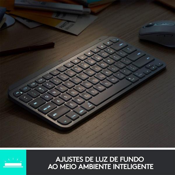 Imagem de Teclado Sem Fio Logitech MX Keys Mini, Iluminação Smart, Bluetooth, USB, Easy-Switch, Recarregável, Rosa - 920-010507