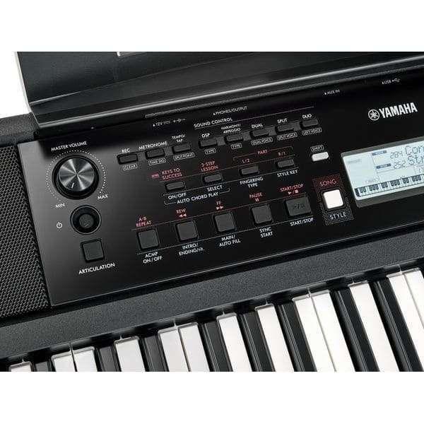 Imagem de Teclado Yamaha PSR-E383 Preto Arranjador 61 Teclas + Suporte em X