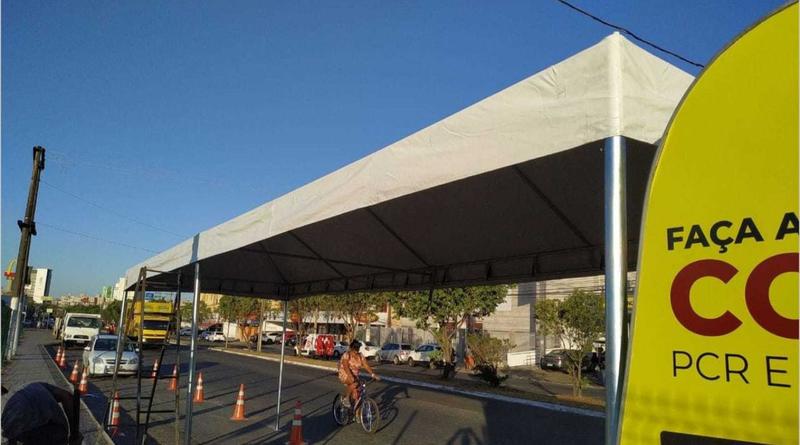 Imagem de Tenda piramidal 10x5 cobertura e estrutura