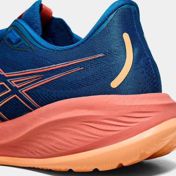 Imagem de Tênis Feminino Asics Gel-Cumulus 26