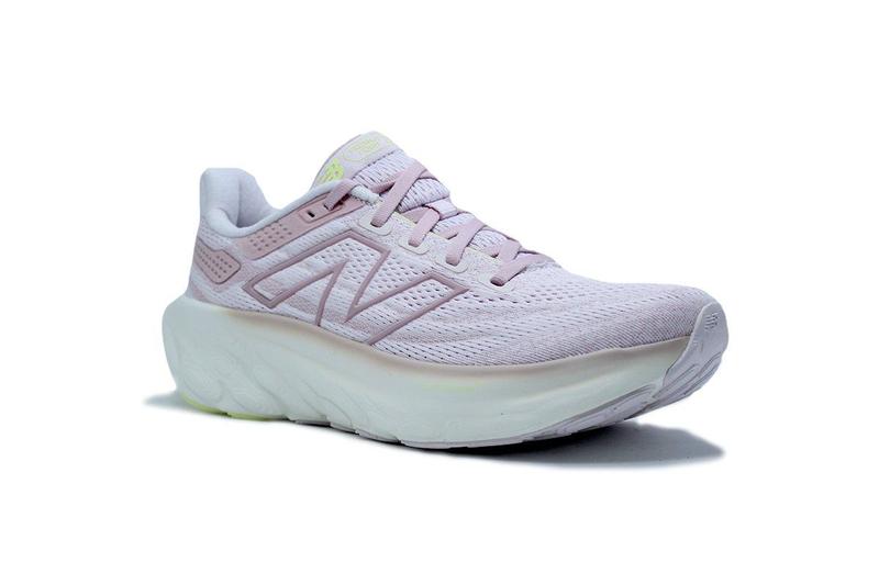 Tenis New Balance Fresh Foam X 1080v13 - feminino - rosa claro Imagem de Tenis New Balance Fresh Foam X 1080v13 - feminino - rosa claro