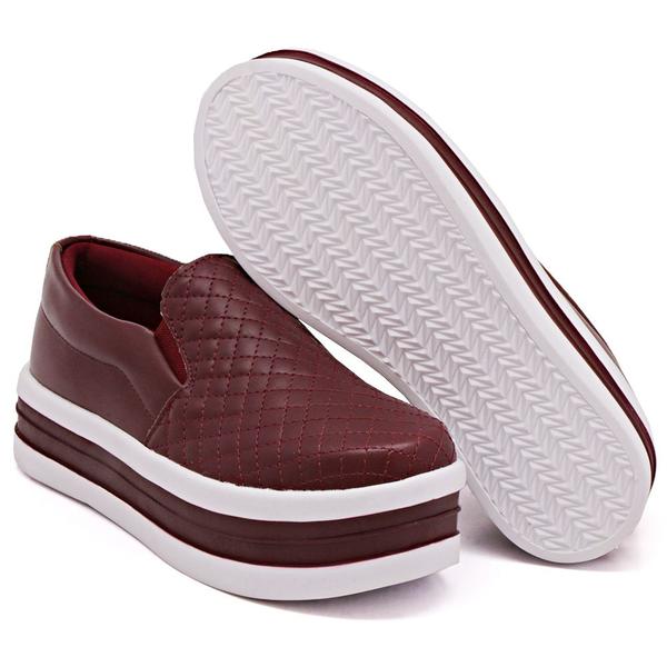 Imagem de Tênis Slip On Dk Shoes com Elastico Sola Borracha e Detalhe em Matelassê