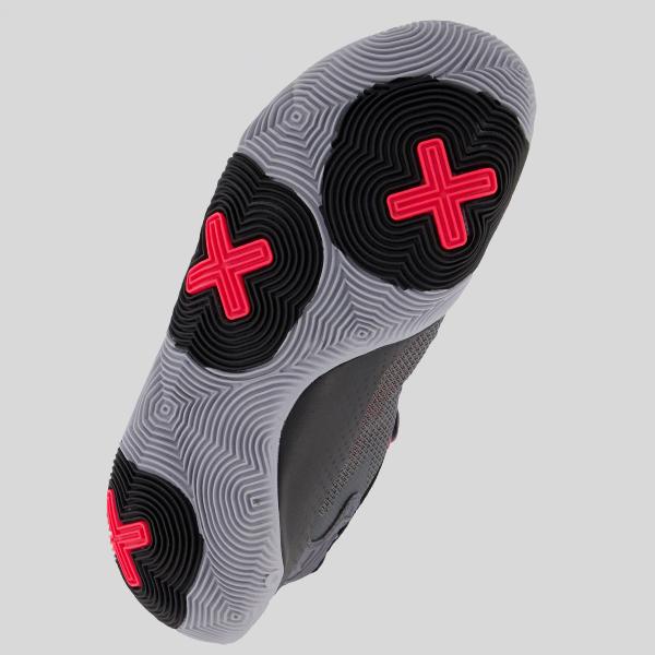 Imagem de Tênis Under Armour Buzzer Preto e Cinza