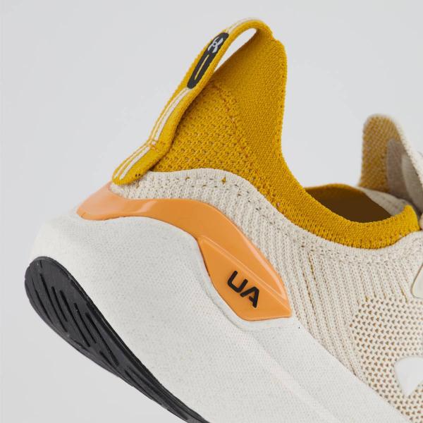 Tênis Under Armour Charged Hit Feminino Bege e Amarelo Imagem de Tênis Under Armour Charged Hit Feminino Bege e Amarelo