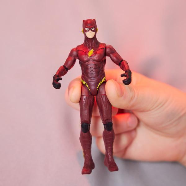 Imagem de The Flash - Boneco de 10cm do Flash (Jovem Barry)