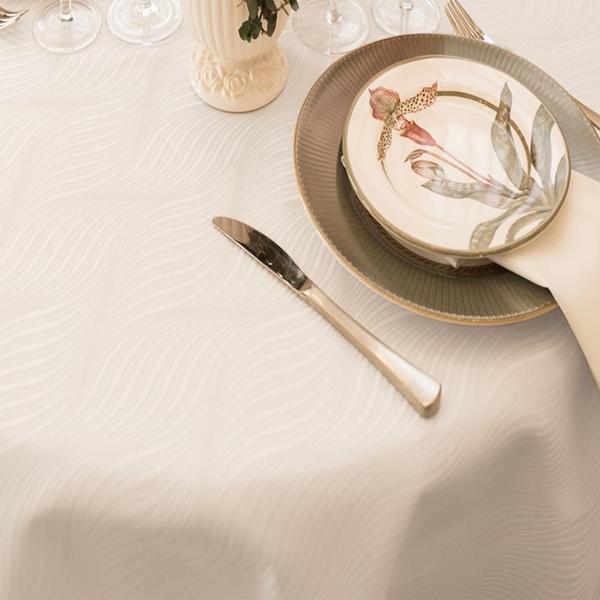 Imagem de Toalha De Mesa 2,10M Redonda Impermeável Joydecor Branco