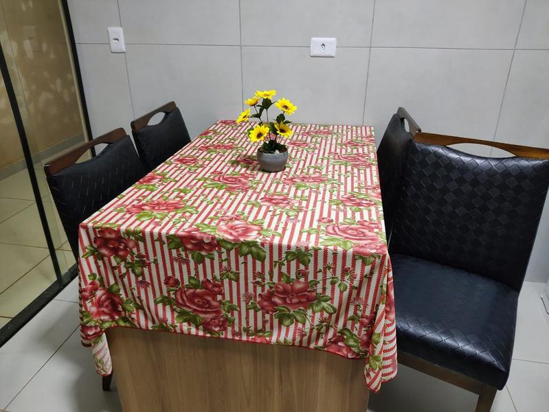 Imagem de Toalha de Mesa 4 Cadeiras Cozinha Sala de Jantar Área Gourmet 1,40m x 1,40m Malha Gel Estampada