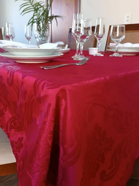 Toalha de mesa 4 lugares em tecido jacquard - excelente qualidade e acabamento - mtm enxovais Imagem de Toalha de mesa 4 lugares em tecido jacquard - excelente qualidade e acabamento - mtm enxovais