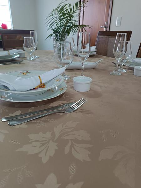 Imagem de Toalha de mesa  6 lugares em tecido jacquard - excelente qualidade e acabamento - mtm enxovais