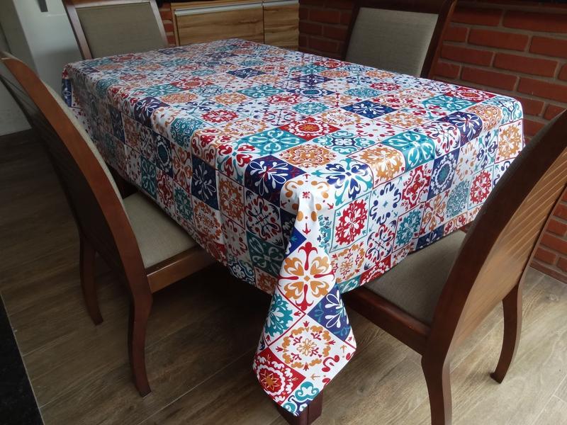 Imagem de Toalha de Mesa Impermeável Lindas Estampas 0,70x0,70 Lisboa