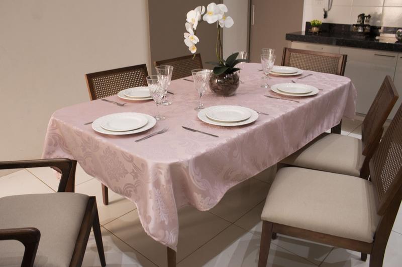 Imagem de Toalha de Mesa Jacquard Quadrada Glamour Luxo 1,35x1,35 - 4 Lugares - Rosê