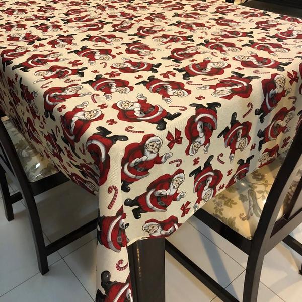 Imagem de Toalha de Mesa Quadrada Gorgurinho Papai Noel Fundo Creme - 1,50x1,50m