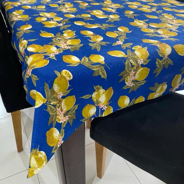 Imagem de Toalha de Mesa Quadrada Jacquard Limão Siciliano Fundo Azul Royal - 1,40 x 1,40m