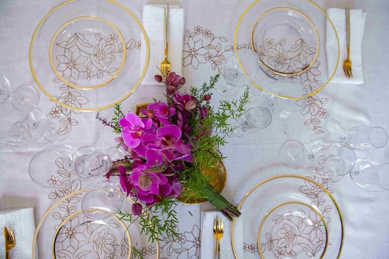 Toalha De Mesa Quadrado Branca 8 Lugares Rafimex Imagem de Toalha De Mesa Quadrado Branca 8 Lugares Rafimex