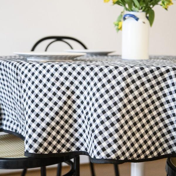 Toalha de Mesa Redonda Xadrez Branca e Preta Tecido Nobre - Pomar Decorações Imagem de Toalha de Mesa Redonda Xadrez Branca e Preta Tecido Nobre