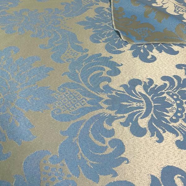Toalha de Mesa Retangular 6 e 8 Lugares Jacquard Medalhão - milleniadecor Imagem de Toalha de Mesa Retangular 6 e 8 Lugares Jacquard Medalhão