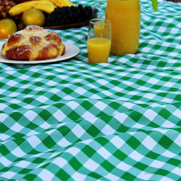 Toalha de Mesa Retangular 6 Lugares Em Oxford Xadrez 2,00m X 1,45 Picnic Piquenique Várias Cores - J.J Enxovais Imagem de Toalha de Mesa Retangular 6 Lugares Em Oxford Xadrez 2,00m X 1,45 Picnic Piquenique Várias Cores