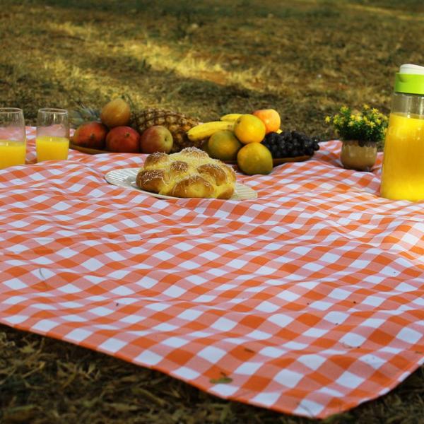 Imagem de Toalha de Mesa Retangular 8 Lugares Em Oxford Xadrez 2,50m X 1,45m Picnic Piquenique Laranja