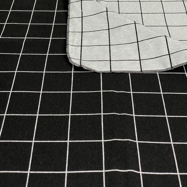 Imagem de Toalha de Mesa Retangular Dupla Face Quadriculada Grid Preto e Branco 1,40 x 2,80