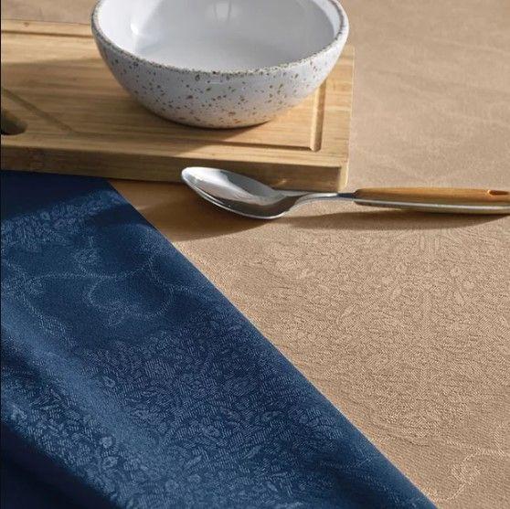 Imagem de Toalha De Mesa Retangular Karsten Jacquard Sempre Limpa 6 Lugares 1,60m X 2,20m - Karsten