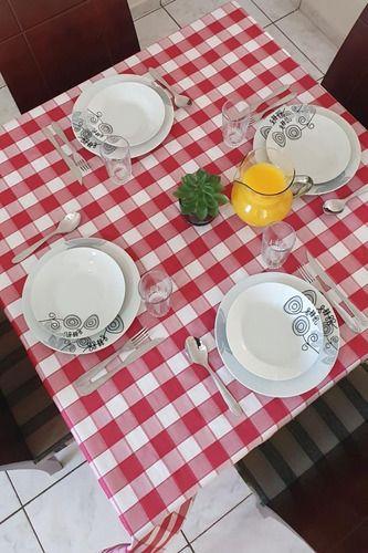 Imagem de Toalha De Mesa Xadrez Jardim Picnic Piquenique 2,00m X 1,40m