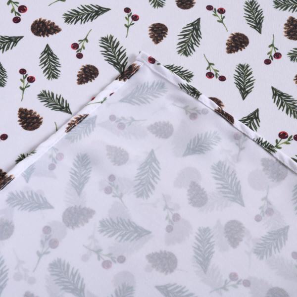 Toalha de Natal para Mesa de 6 Lugares 2,00m x 1,40m Estampa Digital e Tecido 100% Poliéster - 1 Peça - Valle Enxovais Imagem de Toalha de Natal para Mesa de 6 Lugares 2,00m x 1,40m Estampa Digital e Tecido 100% Poliéster - 1 Peça - Valle Enxovais