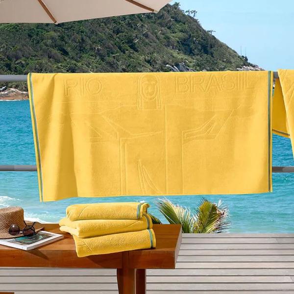 Imagem de Toalha de Praia Bouton Jacquard Veludo Cristo Redentor Amarelo