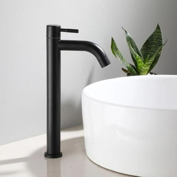 Imagem de Torneira alta em aço inox preto fosco para cubas e pias de banheiros e lavatorios - modelo clean