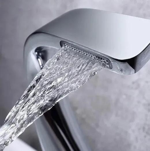 Imagem de Torneira Banheiro Cascata Monocomando Luxo Cromada