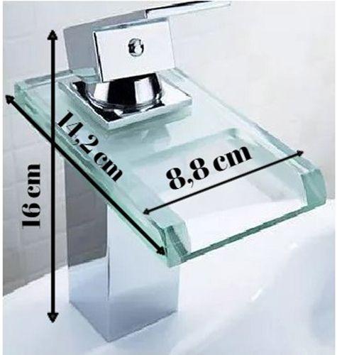 Imagem de Torneira Cascata Baixa de Vidro com LED Metal Inox 
