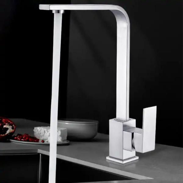 Torneira Cozinha e Banheiro Gourmet Flexível Bancada Monocomando com Misturador Alto Padrão - AMG Imagem de Torneira Cozinha e Banheiro Gourmet Flexível Bancada Monocomando com Misturador Alto Padrão