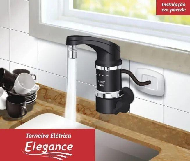 Imagem de Torneira Elétrica Elegance Parede Preta 4t Fame 127v