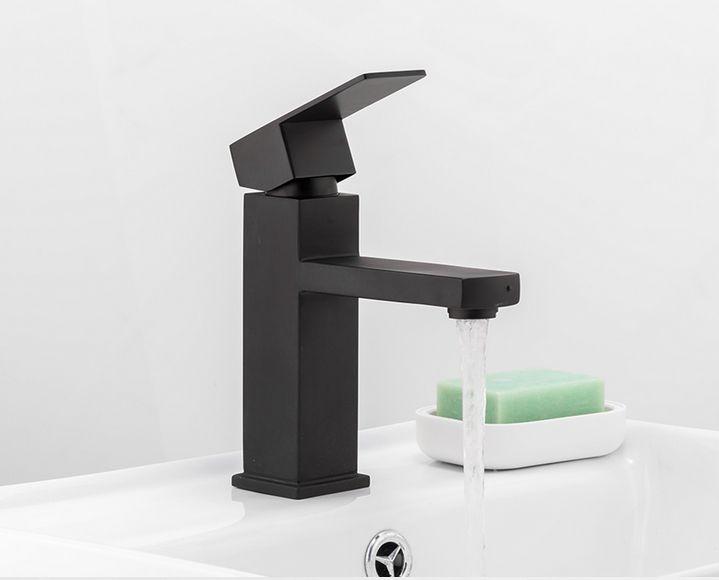 Torneira Preta Banheiro Monocomando Lavabo Bica Baixa - VBT Decor Imagem de Torneira Preta Banheiro Monocomando Lavabo Bica Baixa
