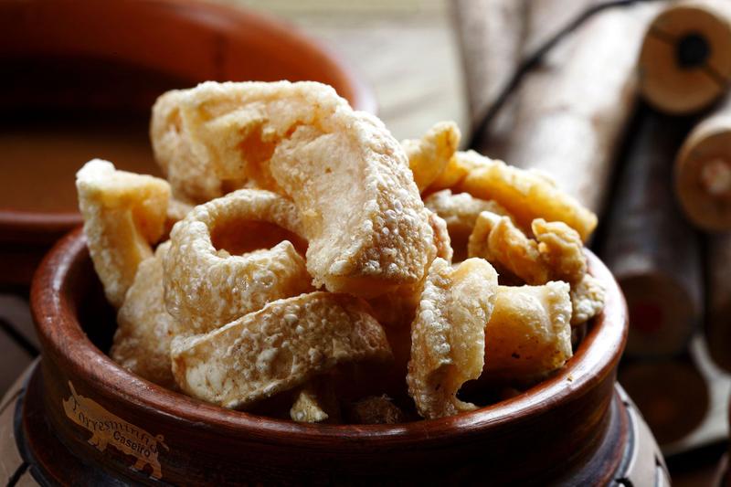 Torresmo Pré-frito 250g, Sequinho 100% Natural 5un - Torresminho Caseiro Imagem de Torresmo Pré-frito 250g, Sequinho 100% Natural 5un