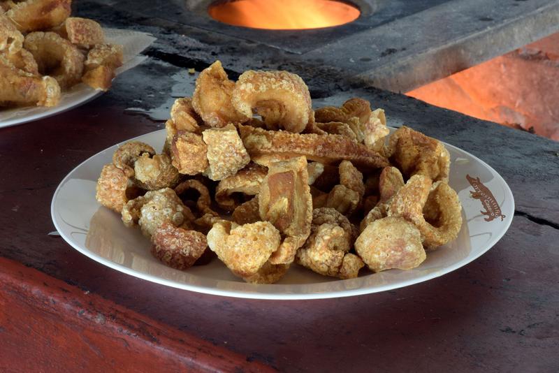 Torresmo Pré-frito 250g, Sequinho 100% Natural 5un - Torresminho Caseiro Imagem de Torresmo Pré-frito 250g, Sequinho 100% Natural 5un