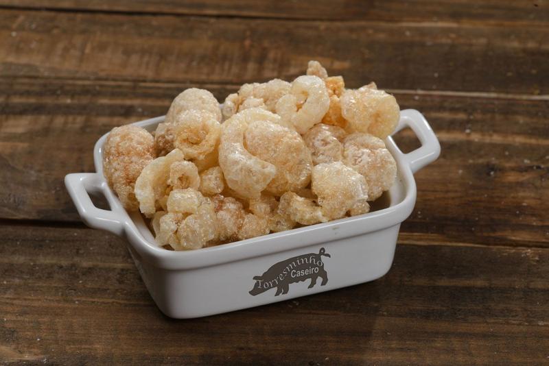 Torresmo Pururuca Pacote 60g 100% Suíno Pronto P/ Comer 1un - Torresminho Caseiro Imagem de Torresmo Pururuca Pacote 60g 100% Suíno Pronto P/ Comer 1un