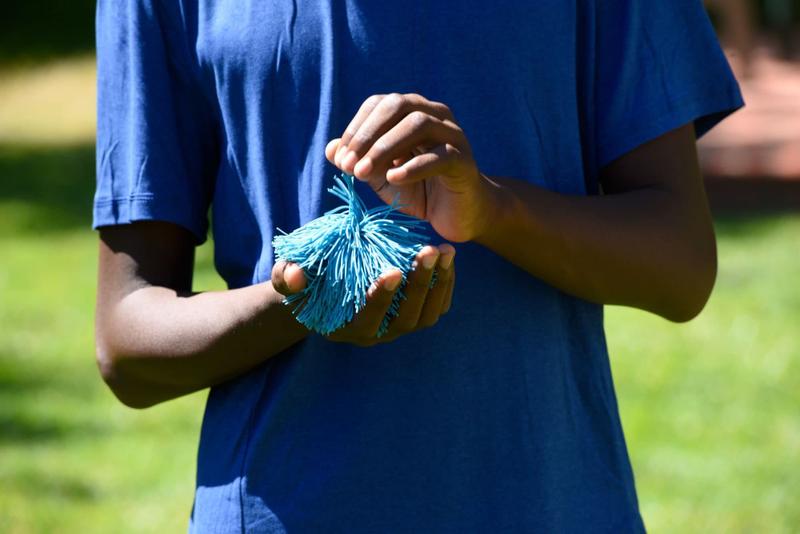 Imagem de Toy Koosh Balls 7,62 cm, pacote com 3 cores variadas, crianças de 3 anos ou mais