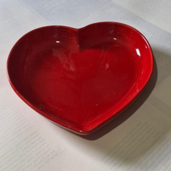 Imagem de Travessa em Cerâmica Formato Coração Scalla
