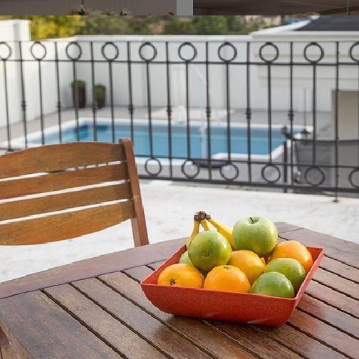 Travessa Saladeira Fruteira Quadrada Vermelha Plástico - EVO Imagem de Travessa Saladeira Fruteira Quadrada Vermelha Plástico
