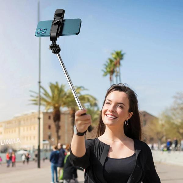 Imagem de Tripé Extensível para Selfie com Controle Remoto sem Fio 360° - 41 Polegadas